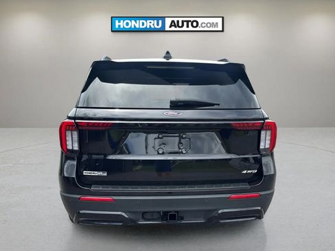Used 2025 Ford Explorer ST-Line w/ Premium Package AWD/4WD image 8