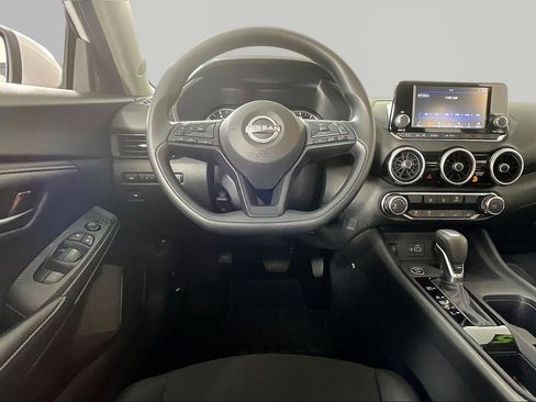 Used 2025 Nissan Sentra S FWD image 8