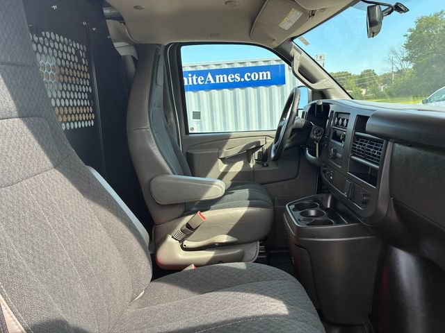 Used 2025 GMC Savana 2500 w/ Driver Convenience Package RWD image 14