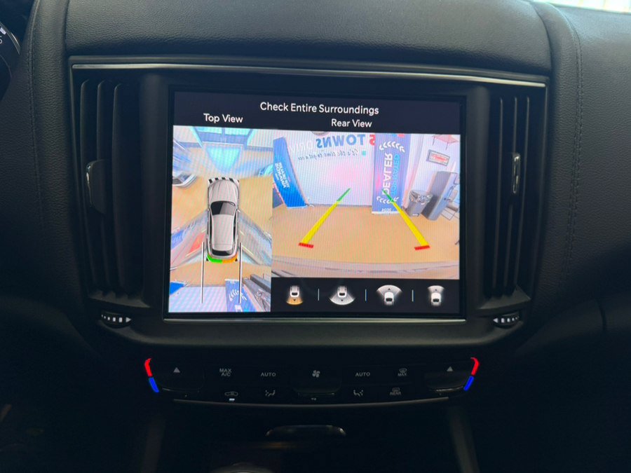 Used 2023 Maserati Levante GT AWD/4WD image 74