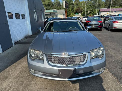 Used 2005 Chrysler Crossfire Limited RWD image 5