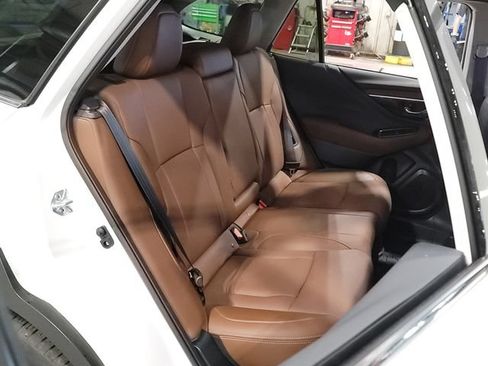 Used 2024 Subaru Outback Touring AWD/4WD image 22