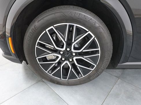 Used 2025 Ford Mustang Mach-E Premium image 28