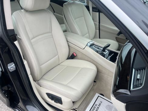 Used 2014 BMW 535i Gran Turismo xDrive AWD/4WD image 21