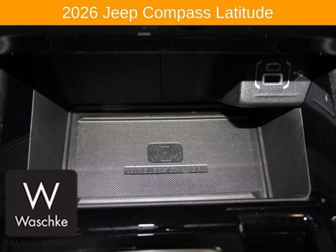 Used 2026 Jeep Compass Latitude w/ Quick Order Package 29K AWD/4WD image 26