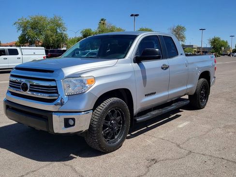 Used 2016 Toyota Tundra SR5 w/ SR5 Upgrade Package RWD image 4
