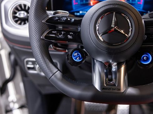 Used 2026 Mercedes-Benz G 63 AMG AMG G 63 - POLAR WHITE - DELIV image 43