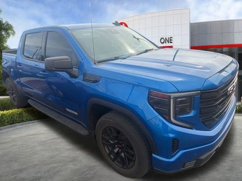 Used 2023 GMC Sierra 1500 Elevation image 3