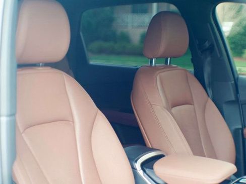 Used 2023 Audi Q7 3.0T Prestige w/ Prestige Package image 45