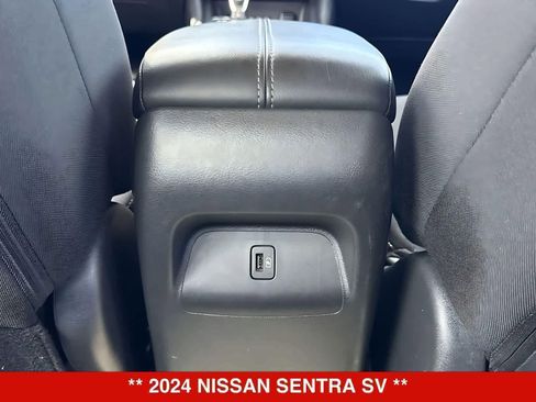 Used 2024 Nissan Sentra SV FWD image 21