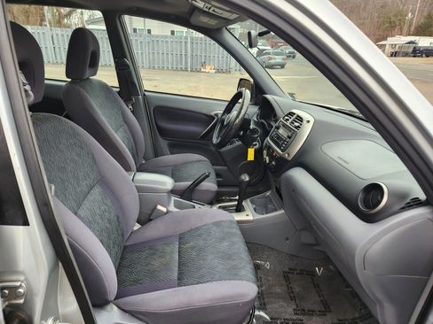 Used 2001 Toyota RAV4 4WD image 16