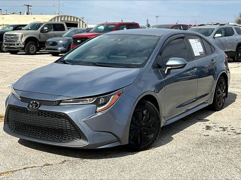 Used 2020 Toyota Corolla LE image 7