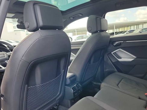 Used 2021 Audi Q3 2.0T Premium image 17