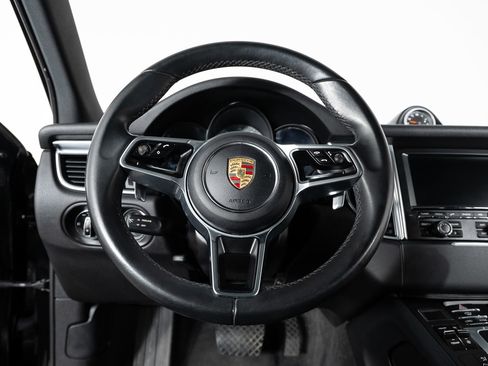 Used 2016 Porsche Macan S image 31