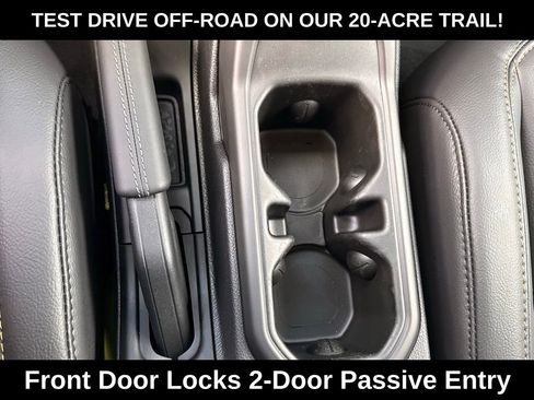 New 2026 Jeep Gladiator Sahara image 15