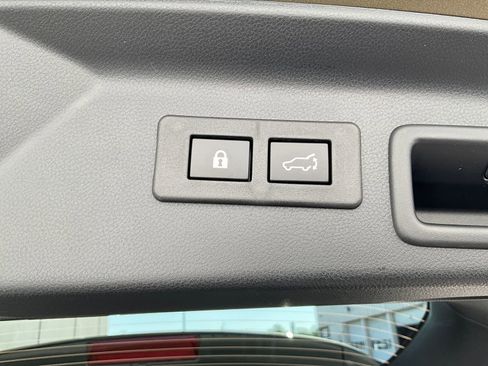 New 2026 Subaru Forester Premium AWD/4WD image 25