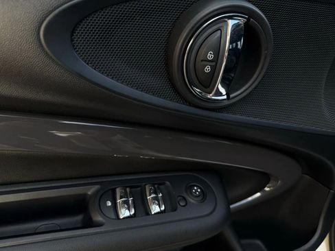 Used 2017 MINI Cooper Clubman S image 35