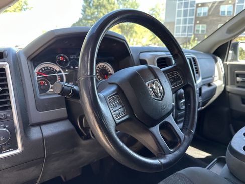 Used 2017 RAM 1500 Big Horn image 10