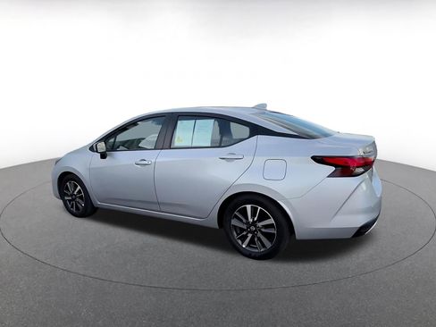 Used 2025 Nissan Versa SV FWD image 10