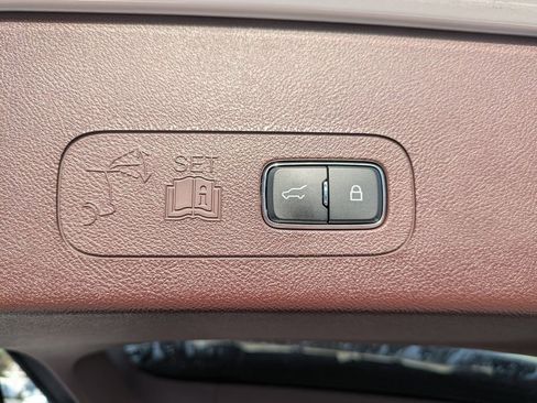 Used 2022 Lincoln Aviator Black Label Grand Touring w/ Class IV Trailer Tow Package image 13