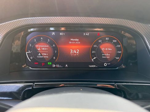 Certified 2024 Volkswagen Atlas Peak Edition SEL AWD/4WD image 14