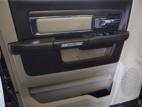 Used 2016 RAM 1500 Laramie w/ Convenience Group image 16