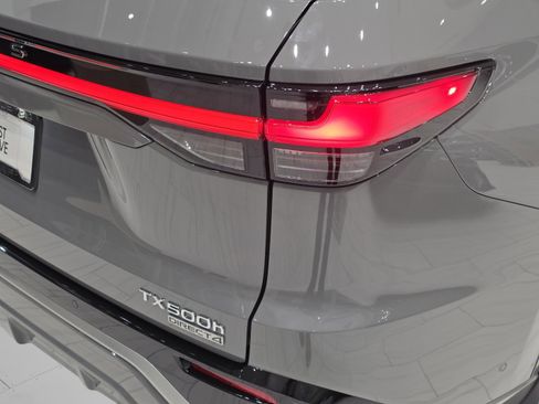 New 2026 Lexus TX 500h AWD image 30