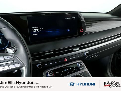 Used 2024 Hyundai Palisade Calligraphy image 17