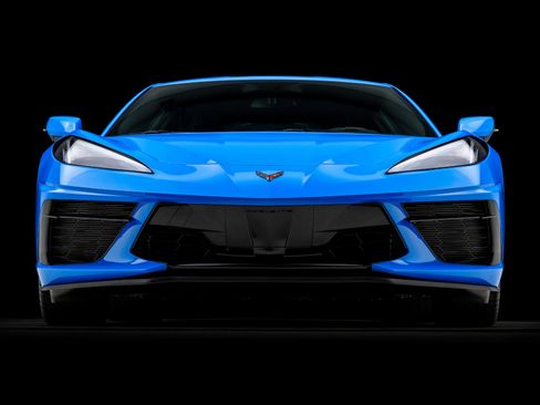 Used 2023 Chevrolet Corvette Stingray Coupe w/ Z51 Performance Package RWD image 12