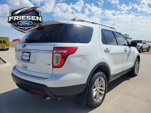Used 2013 Ford Explorer XLT image 7