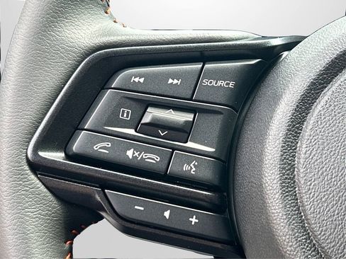 Certified 2025 Subaru Crosstrek 2.5i Limited w/ Crosstrek Mirror Package image 36