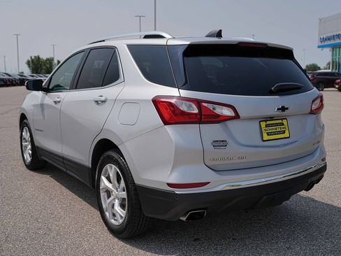 Used 2019 Chevrolet Equinox LT AWD/4WD image 8