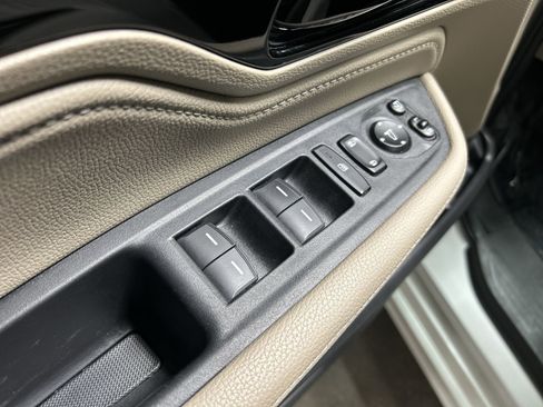 Used 2024 Honda Odyssey Elite image 25