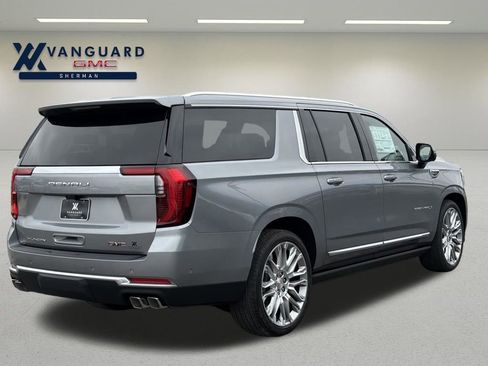 New 2026 GMC Yukon XL Denali w/ Denali Reserve Package image 7