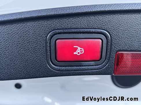 Used 2022 Mercedes-Benz C 300 Cabriolet image 23