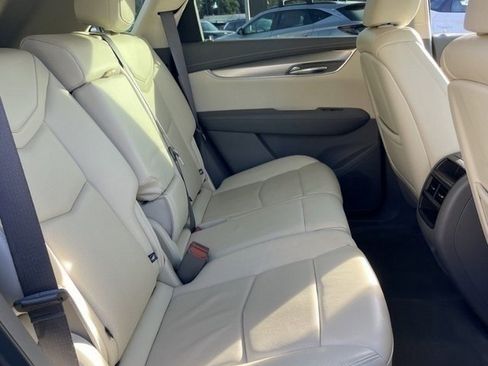 Used 2020 Cadillac XT5 Premium Luxury w/ LPO, Floor Liner Package image 17