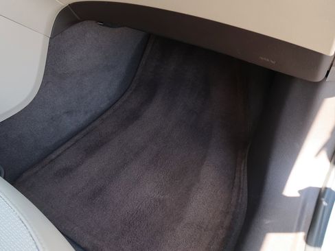 Used 2015 Chevrolet Malibu LT w/ Power Convenience Package image 41