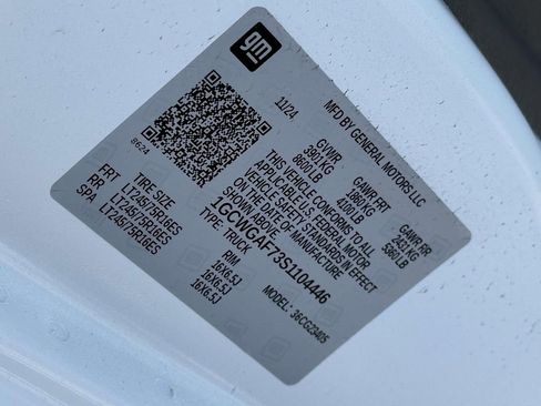 New 2025 Chevrolet Express 2500 w/ Driver Convenience Package image 18