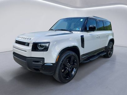 New 2026 Land Rover Defender 110 X-Dynamic SE