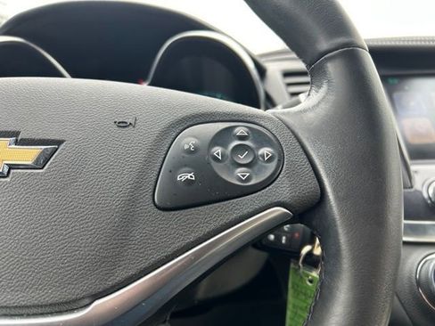 Used 2017 Chevrolet Impala LT w/ Leather Package image 32