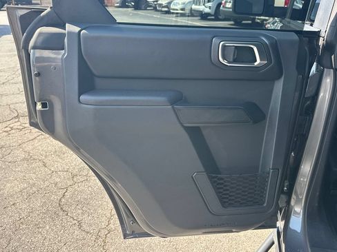 Used 2025 Ford Bronco Badlands AWD/4WD image 22