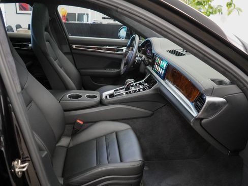 Used 2023 Porsche Panamera Turbo S image 68