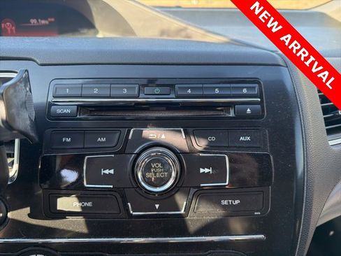 Used 2013 Honda Civic LX image 17