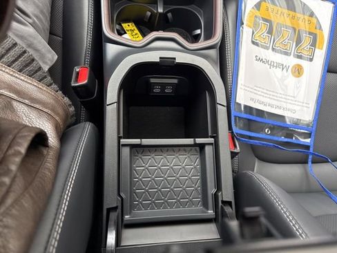 Used 2025 Toyota RAV4 Limited w/ Advanced Technology Package image 11