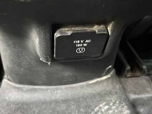 Used 2014 Jeep Cherokee Limited w/ Luxury Group AWD/4WD image 8