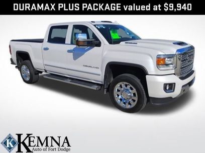 Used 2019 GMC Sierra 2500 Denali w/ Duramax Plus Package