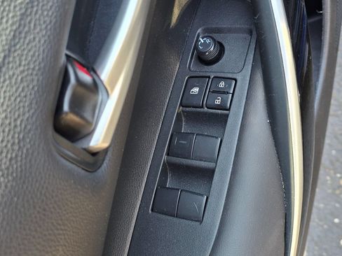 Used 2023 Toyota Corolla XSE FWD image 14