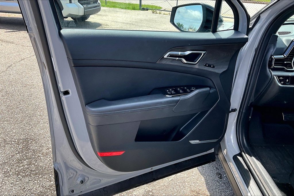 Used 2024 Kia Sportage X-Pro AWD/4WD image 21