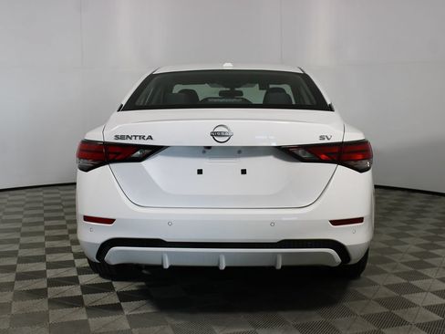 Used 2024 Nissan Sentra SV FWD image 34