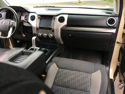 Used 2017 Toyota Tundra SR5 w/ TRD Off Road Package AWD/4WD image 32